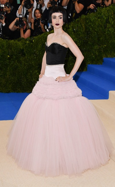 ESC: Lily Collins